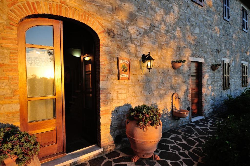Agriturismo I Monti Semproniano Ngoại thất bức ảnh
